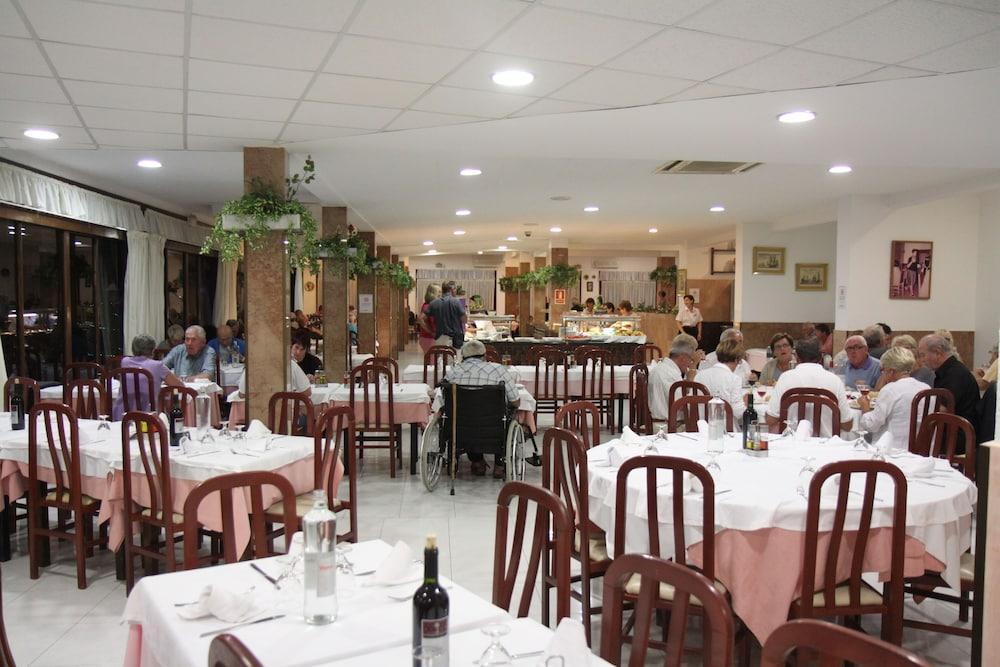 Hotel Univers Roses Dış mekan fotoğraf