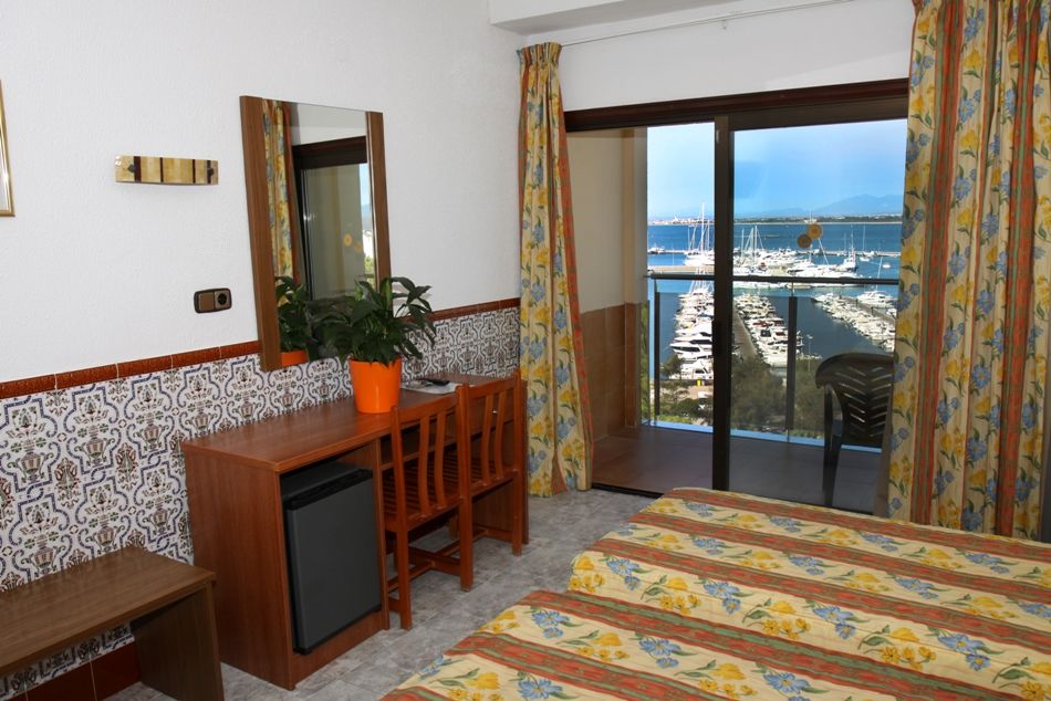 Hotel Univers Roses Dış mekan fotoğraf
