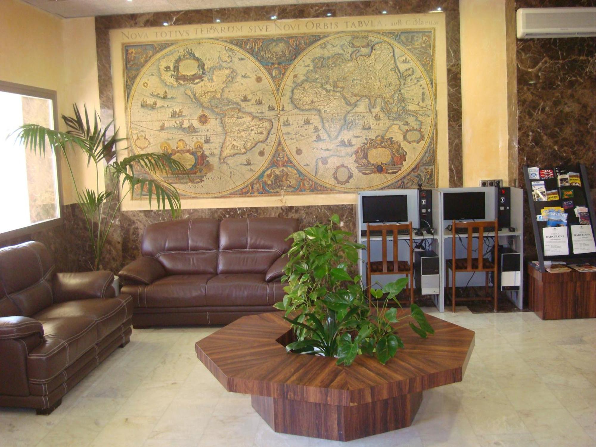 Hotel Univers Roses Dış mekan fotoğraf
