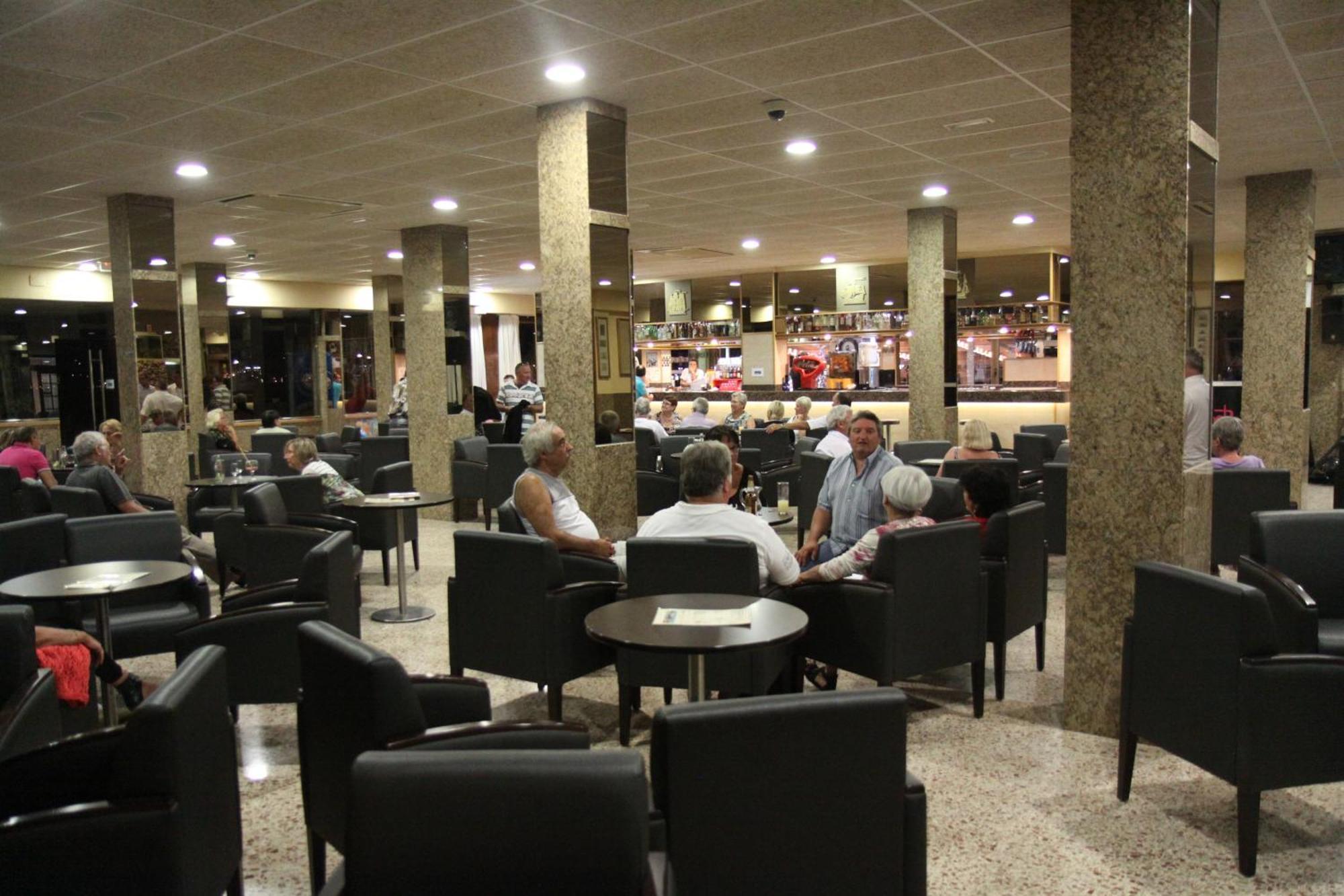 Hotel Univers Roses Dış mekan fotoğraf
