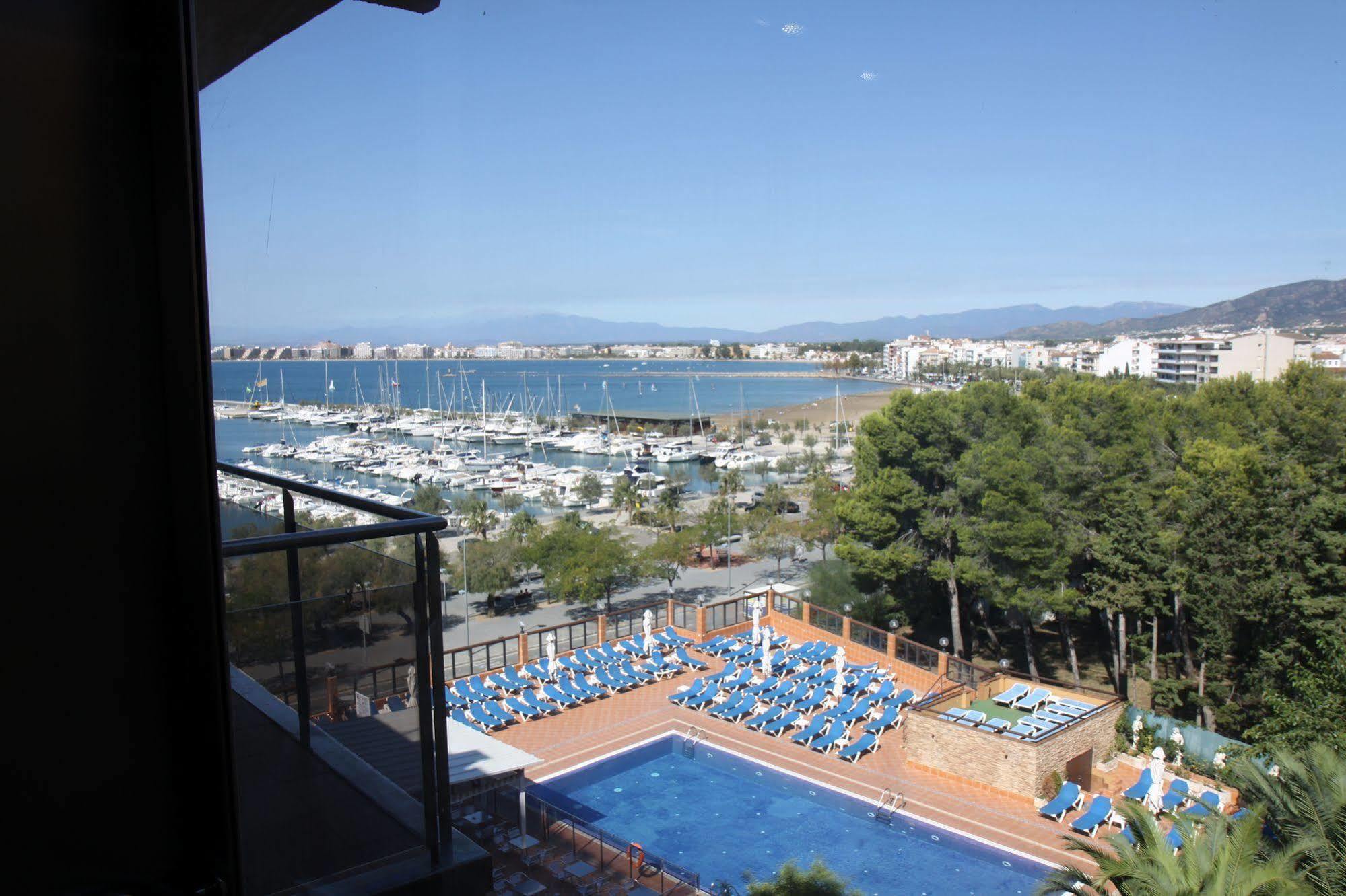 Hotel Univers Roses Dış mekan fotoğraf